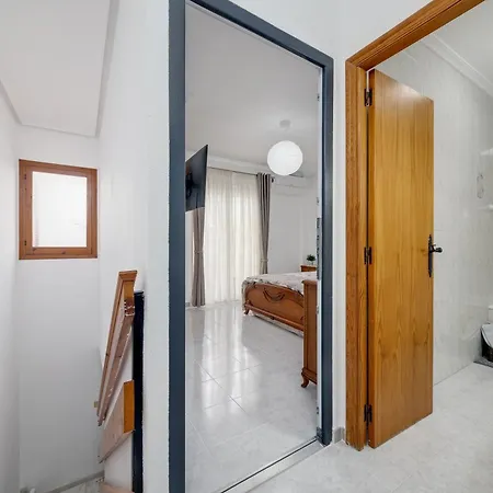 Cosy Apartment Near The Sea Torrevieja Exterior foto