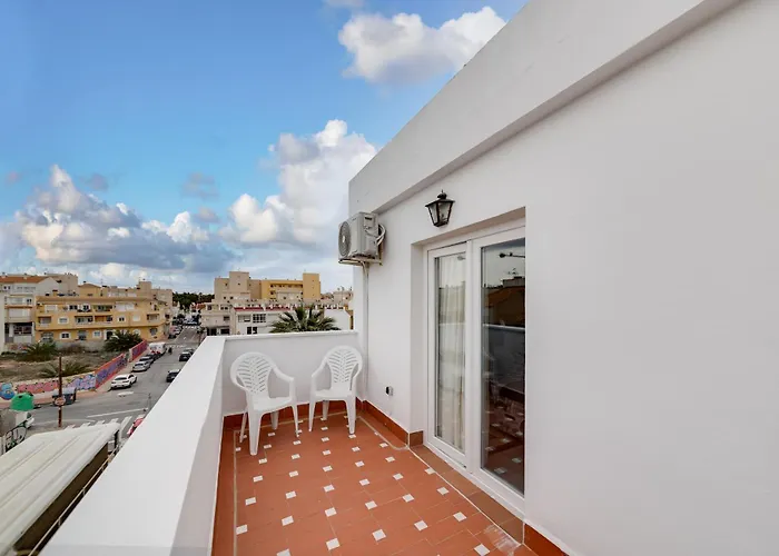 Cosy Apartment Near The Sea