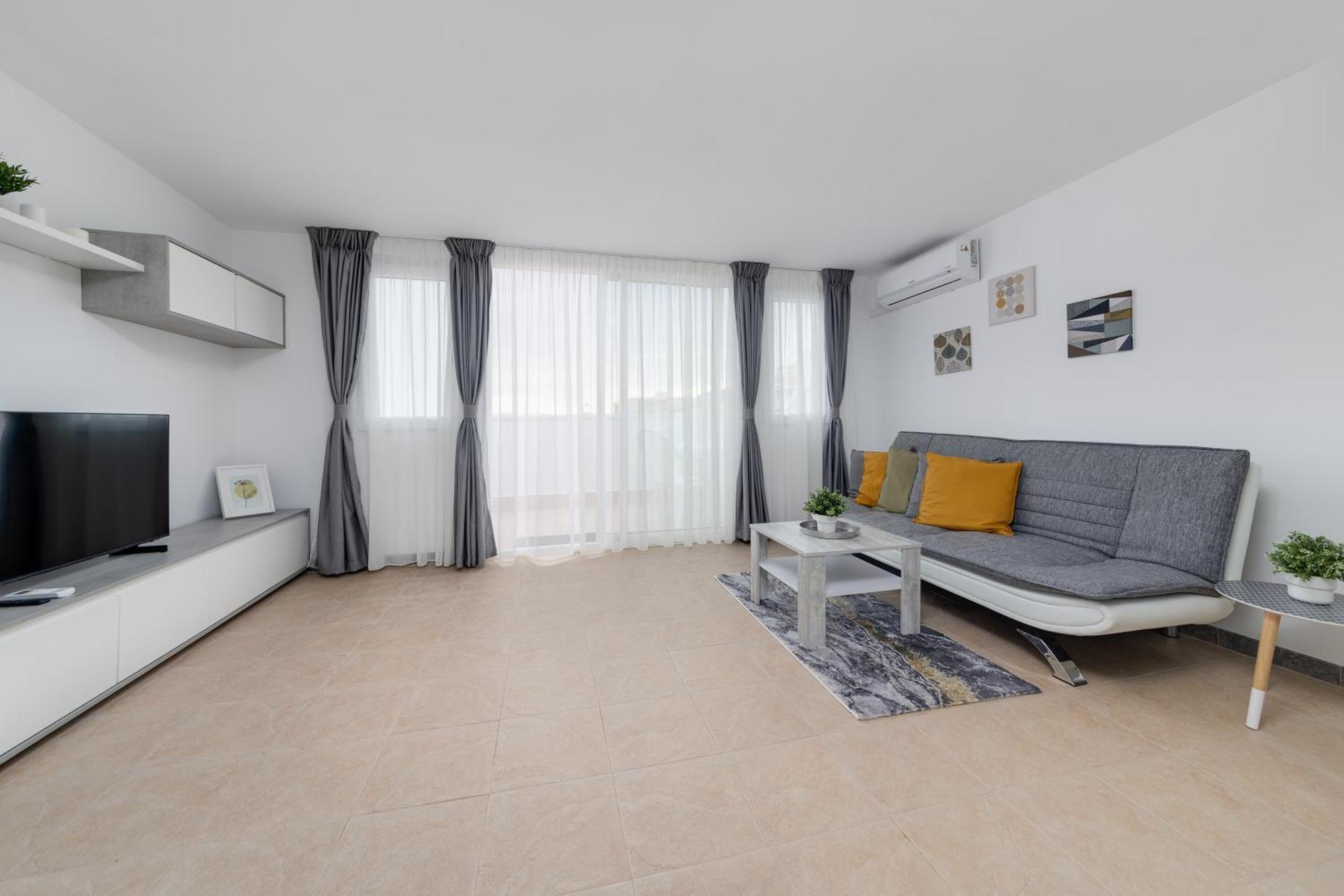 Apartment Cosy Near The Sea